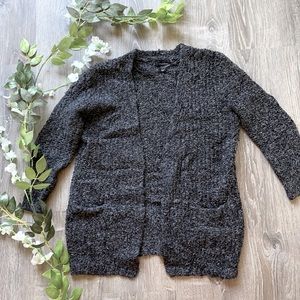 Cozy Cardigan with pockets!